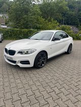BMW M235i xDrive Scheckheft 8-fach H&K  Deutsch Voll - BMW M235: Coupé