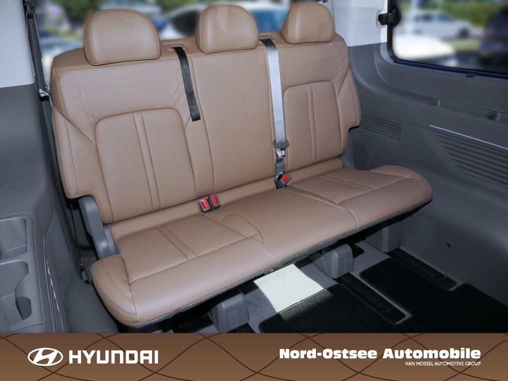 Fahrzeugabbildung Hyundai STARIA 7-Sitzer SIGNATURE Panoramadach