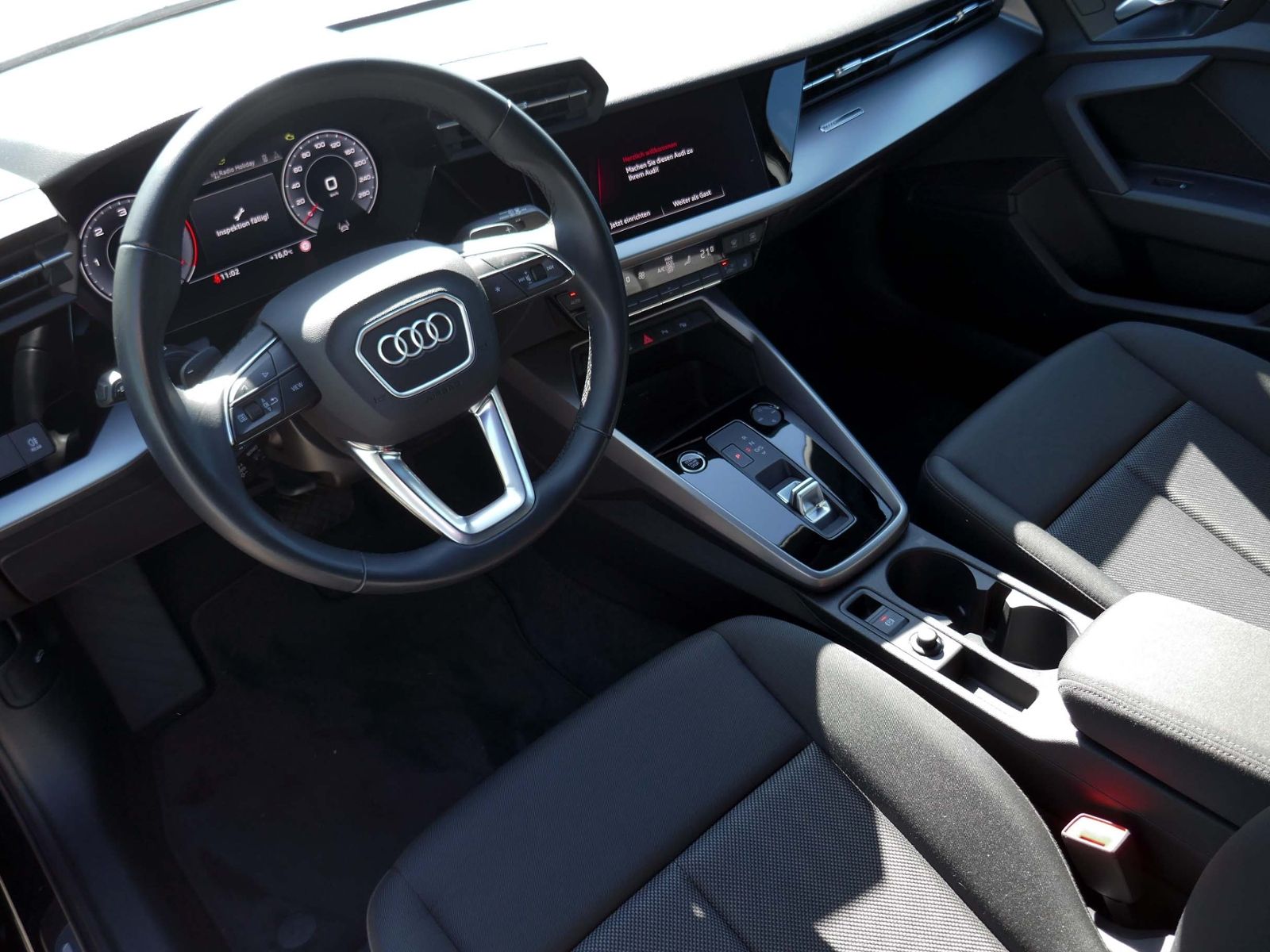 Fahrzeugabbildung Audi A3 35 Spb. advanced 2.0 TDI | LED RFK Navi