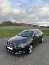 Volkswagen Passat 2.0 TDI DSG 4M 125kW Highline BM Vari... - Volkswagen Passat aus 2011: Kombi, Highline