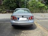 Volkswagen Jetta 1.6 FSI Comfortline Tüv Neu - Volkswagen Jetta: 6.1