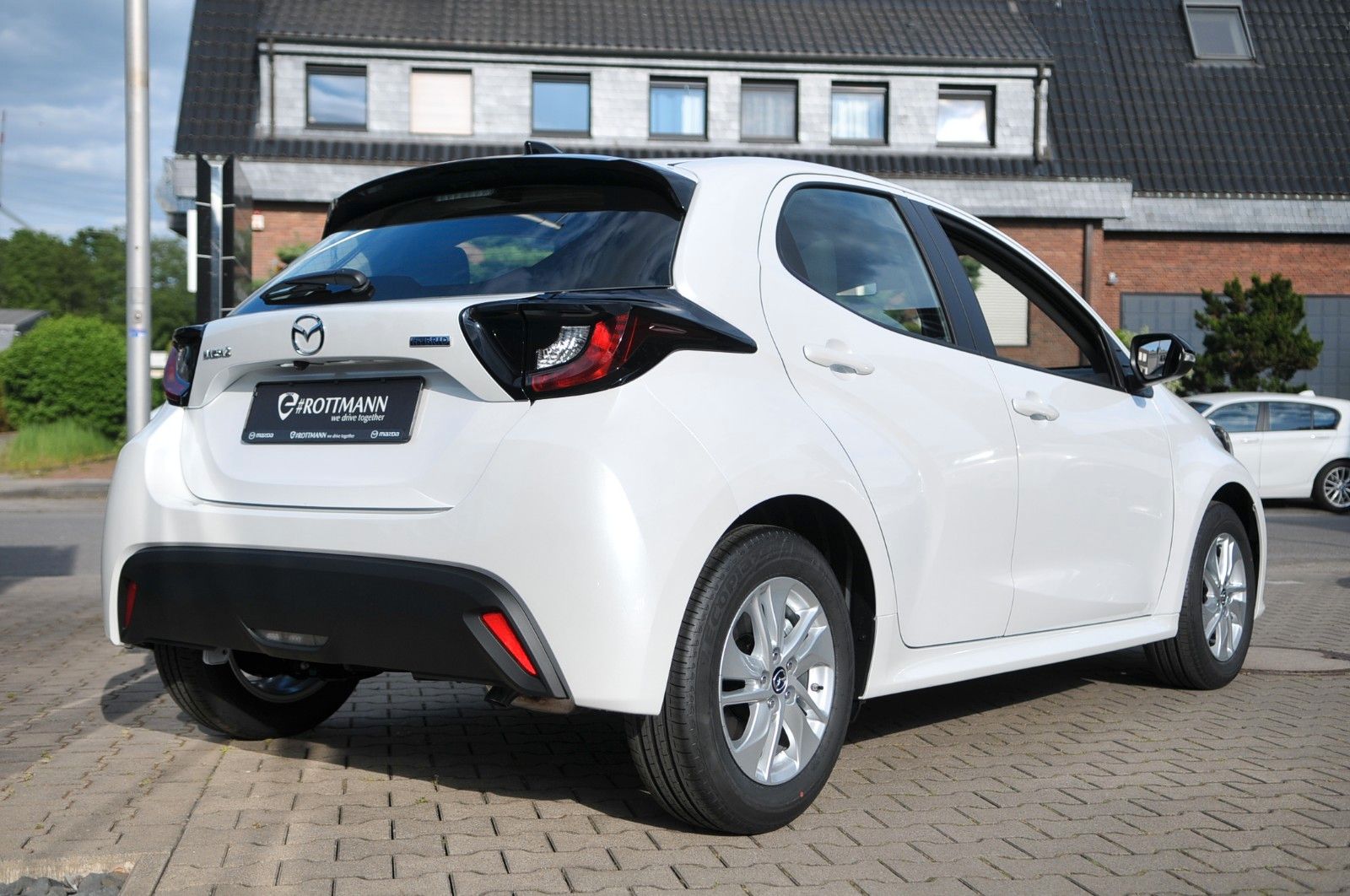 Mazda 2 Hybrid - Bild 4