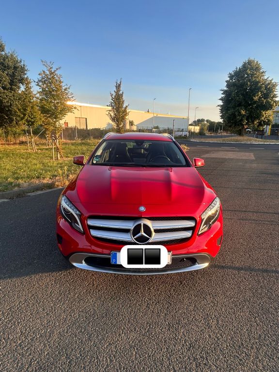 Image of Mercedes-Benz GLA 180