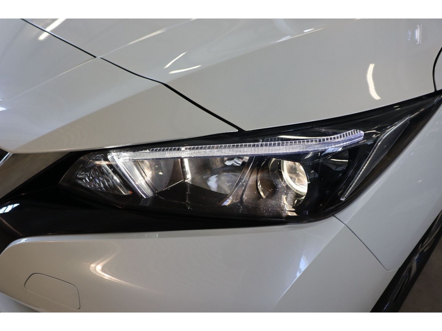 Fahrzeugabbildung Nissan Leaf 40 kWh Connect EV ACC Blis DAB Navi Kamera