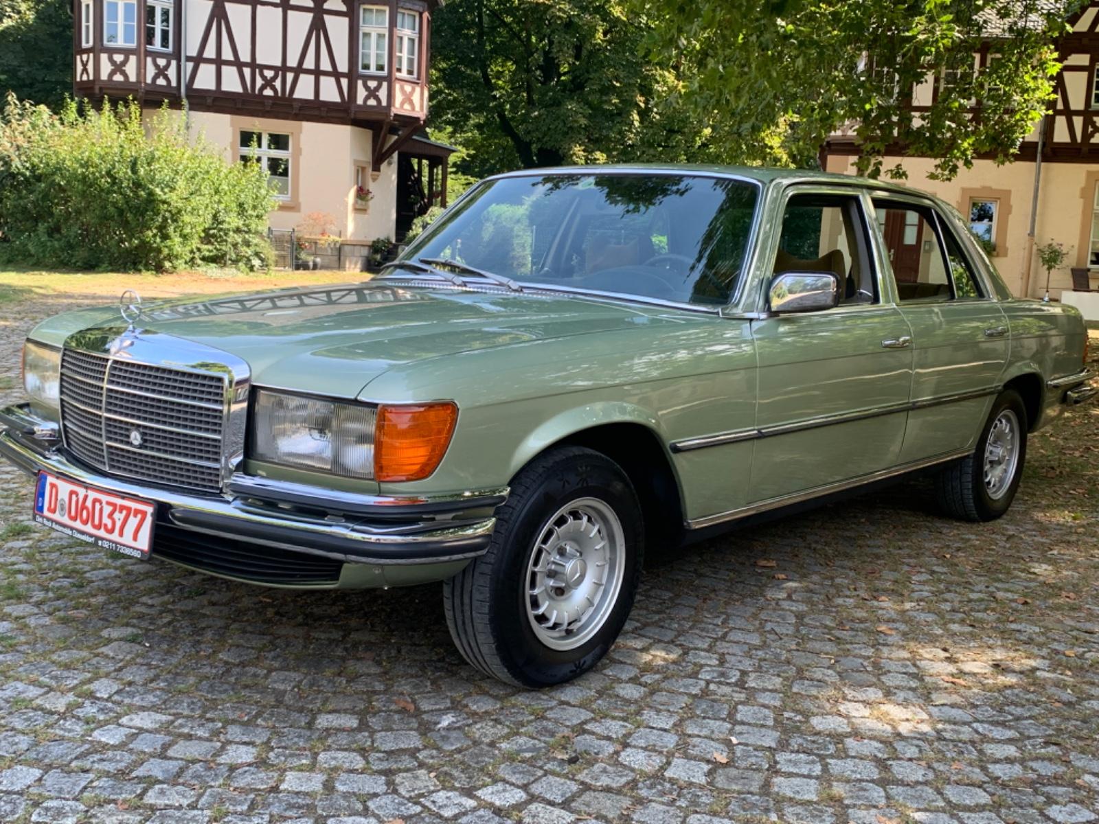 Mercedes-Benz 280 SE