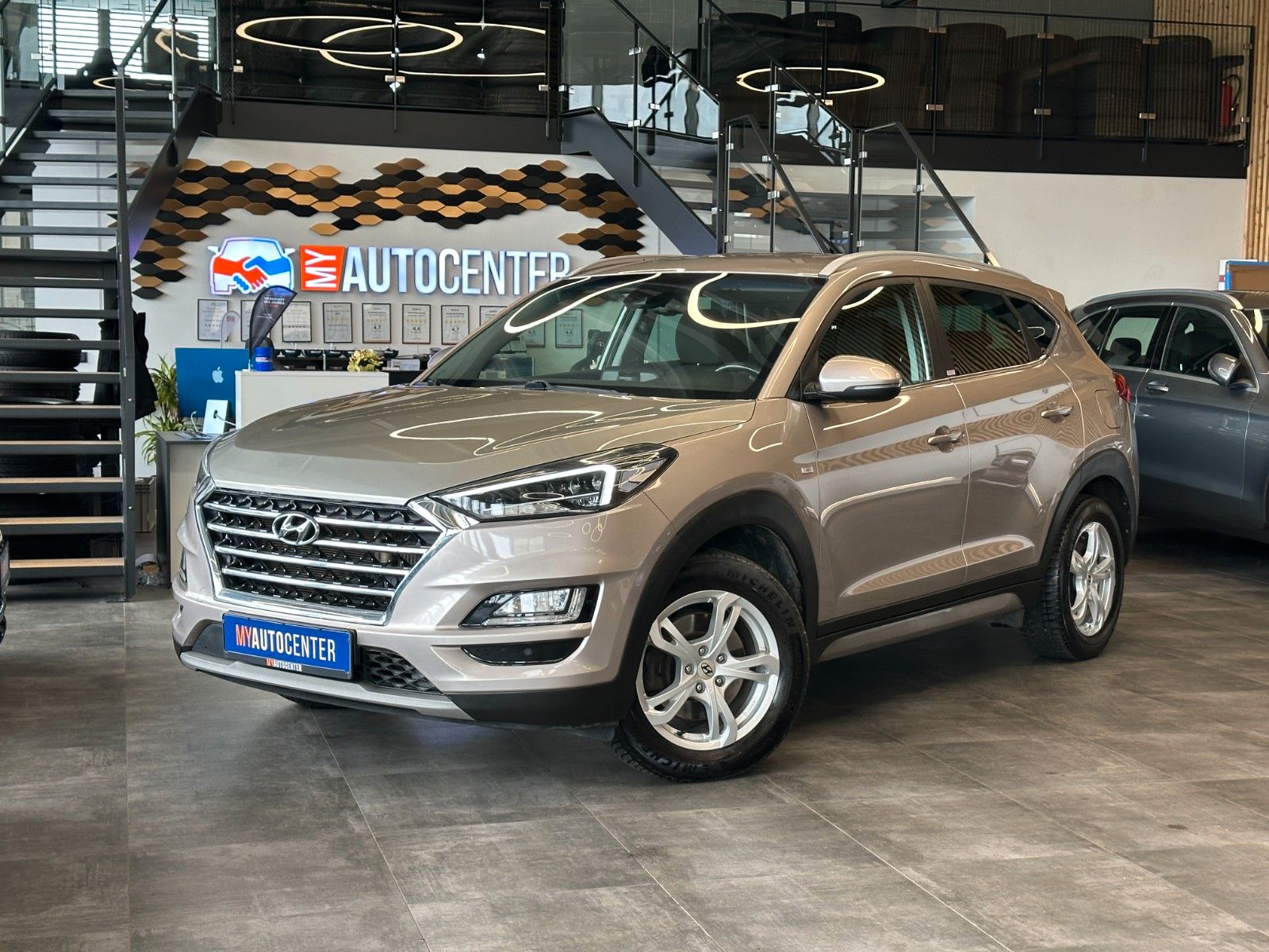 Hyundai Tucson *TEMPO*AHK*LED*NAV*Sitz/LenkradHZ*2-ZONEN