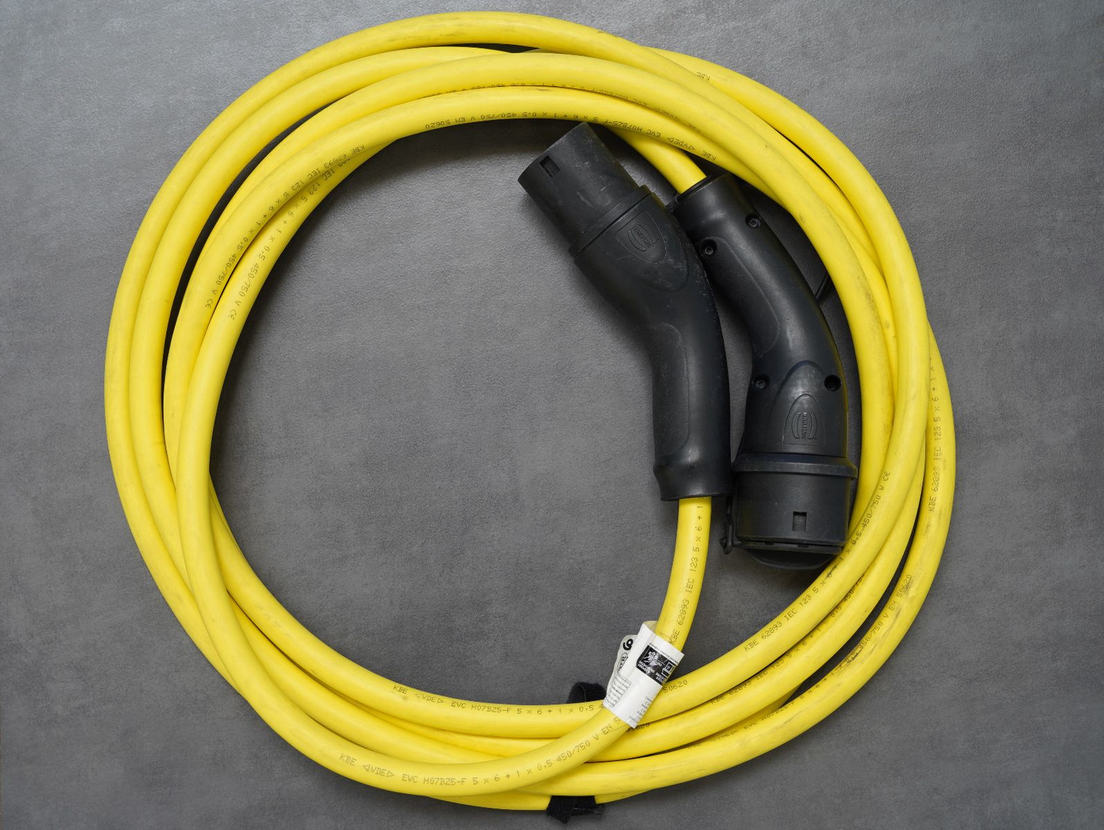 Fahrzeugabbildung CUPRA Born 170KW/82KWH/WÄRMEPUMPE/PILOT/TECH