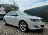 Opel Astra 1.4 Turbo Sport 103kW Sport - Opel Astra aus 2011: Turbo