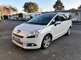 Peugeot 5008 1.6 Platinum 155 THP Automatik Platinum - Peugeot 5008: Platinum