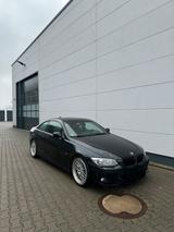 BMW bmw e92 330d Facelift m Paket Export muss weg - BMW 330: Coupe, 330d