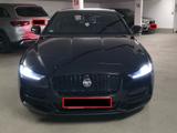 Jaguar XE P250 SE Black Pack / Smart View / Elek. Heck. - Jaguar XE: Se