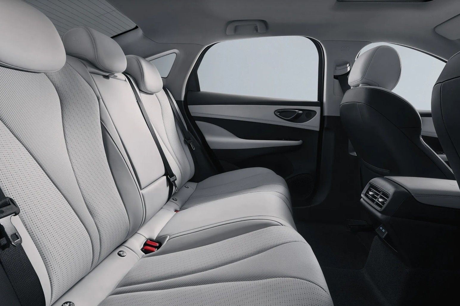 BYD SEAL 5