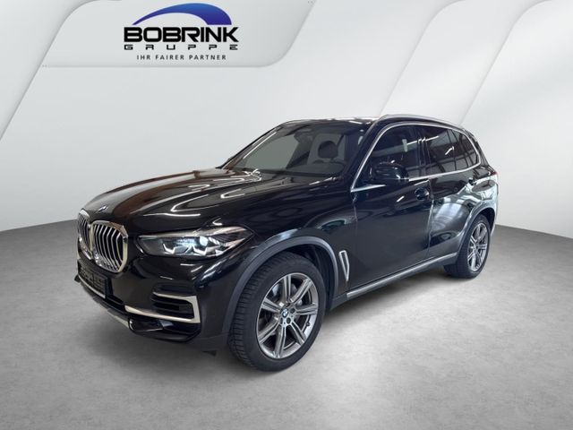 BMW X5 xDrive30d xLine Pano Head-Up RFK PDC Shz.