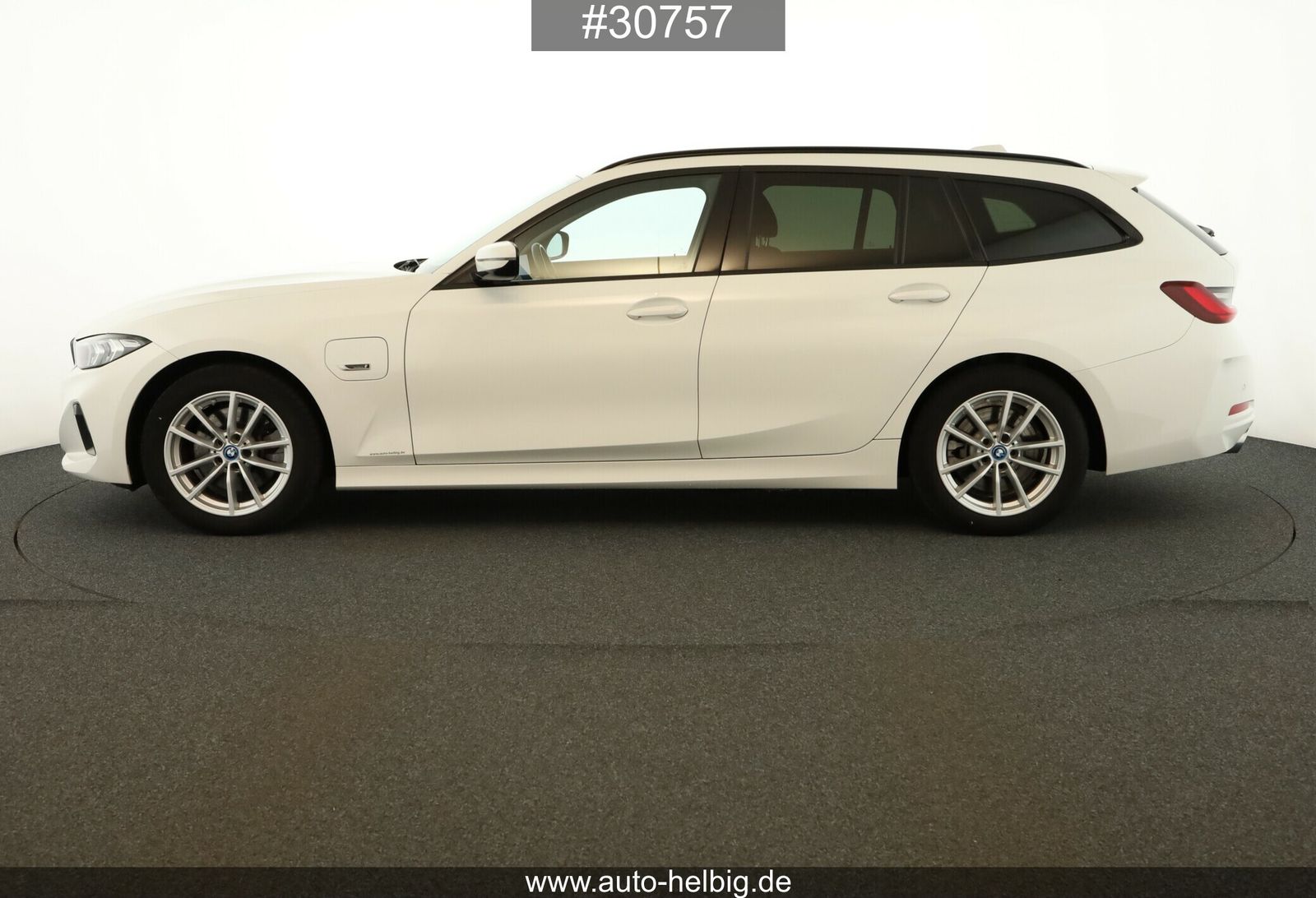 BMW 320 e Touring #CurvedDisplay#Hifi#LED#Navi#DAB# foto 2