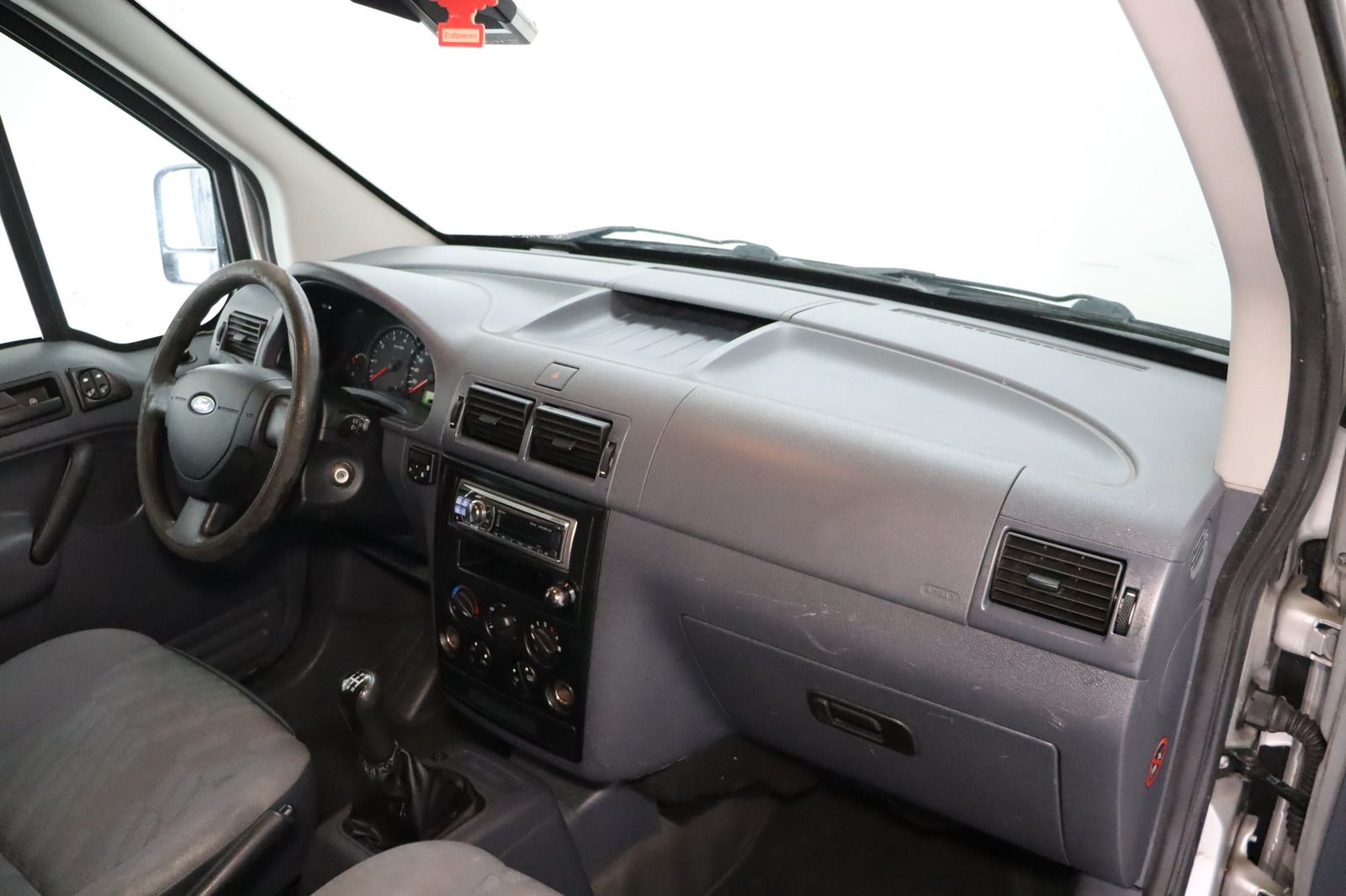 Fahrzeugabbildung Ford Transit Connect 1.8 DTCi T230 Kasten mit Klimaan