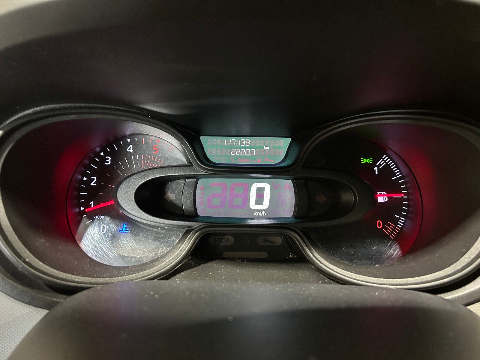 Fahrzeugabbildung Renault Trafic Combi L1H1 2,7t  Expression/9-SITZ/NAVI