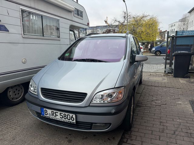 Opel Zafira Benziner-Automatik-7xSitzer-Leder-Navi