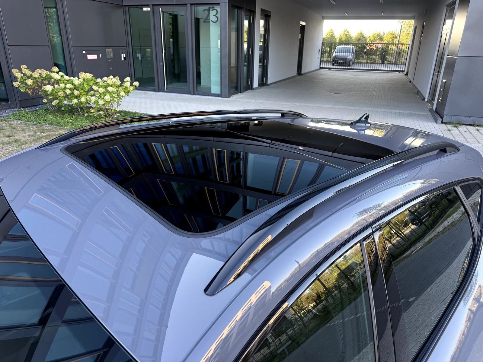 Fahrzeugabbildung CUPRA Formentor VZ 2.0 TSI DSG 4Drive 360°|PANO|KW V3