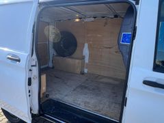 MERCEDES-BENZ Vito NAVI,MFL,GRA,KLIMA,FENSTERELEKTR.,AHK