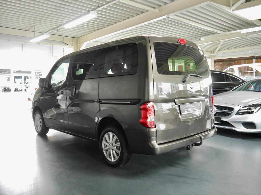 Nissan NV200