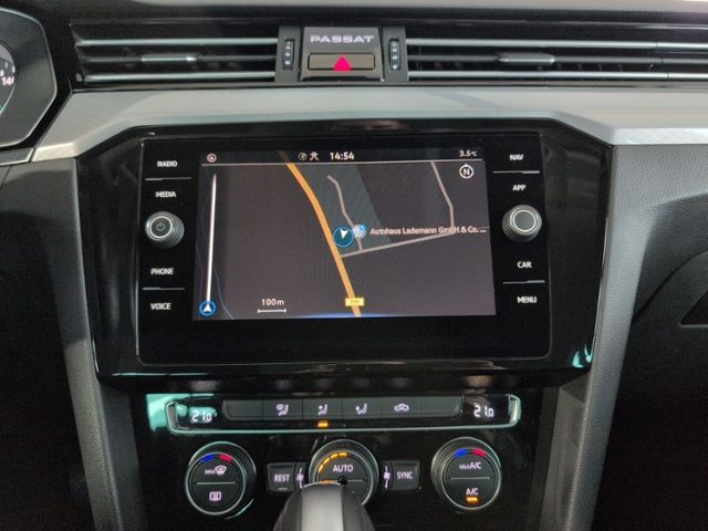 Passat Variant 1.5 TSI DSG AHK+LED+NAVI+PDC+ACC+
