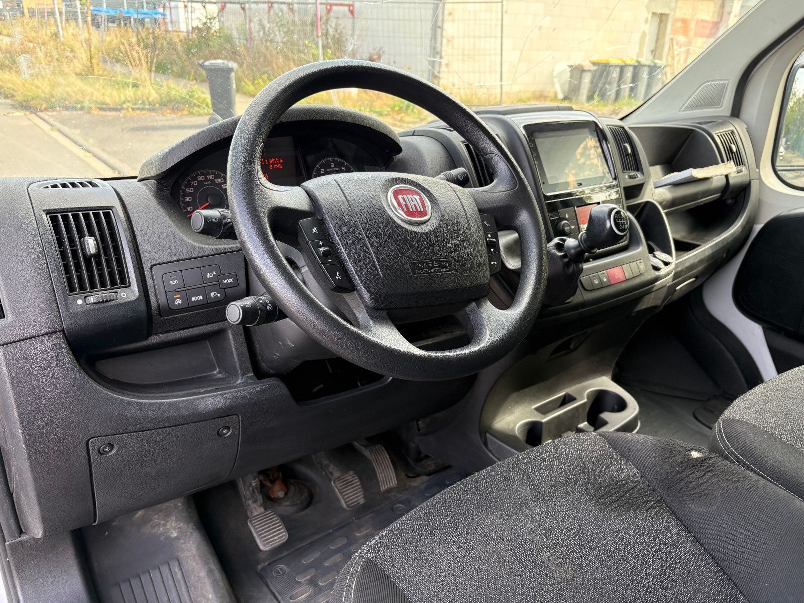 Fahrzeugabbildung Fiat  Ducato Maxi Grossr.-Kasten 35 140 L5H2 RS: 4035
