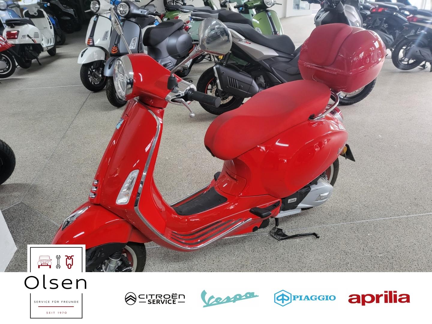 Vespa Primavera 125 Red mit Topcase
