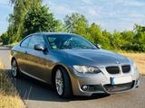 BMW 320  Coupe 320i M-Paket - BMW 320 aus 2010: Coupé, 320i