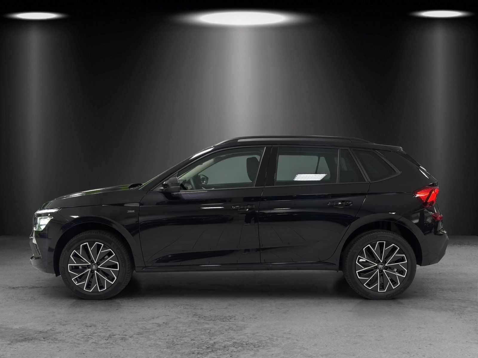 Fahrzeugabbildung SKODA Kamiq Tour 1,0 TSI 70 kW