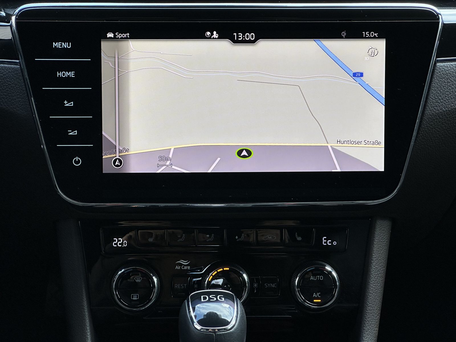 Fahrzeugabbildung SKODA Superb Combi 1.4 TSI iV DSG L&K NAV+MATRIX+VCOCK