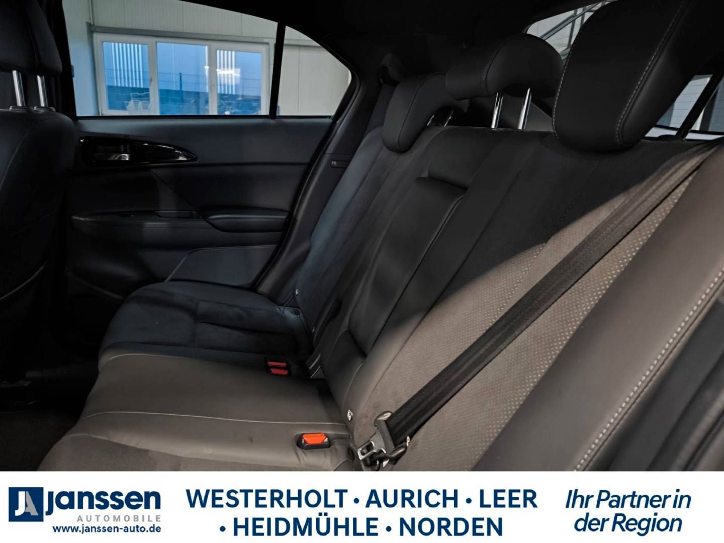 Fahrzeugabbildung Mitsubishi Eclipse Cross Plug-In Hybrid Basis