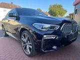 BMW X6  M50i*ICONIC-GLOW*LASER*PANORAMA*22Z*SOFT*HUD - BMW X6 M50