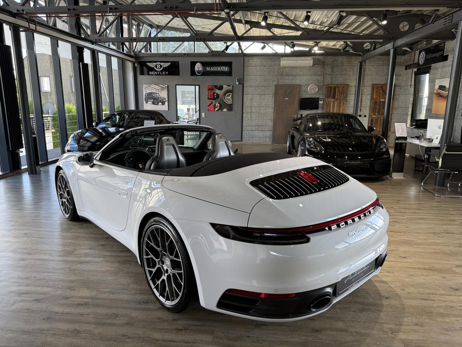 Porsche 992 Carrera 4S Cabriolet PDK*CHRONO*