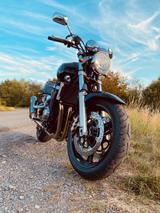 Suzuki GSX 1400 - SUZUKI GSX1400