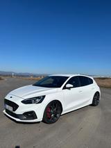 Ford Focus 2,3 EcoBoost ST Styling-Paket ST Styli... - Ford Focus: Styling