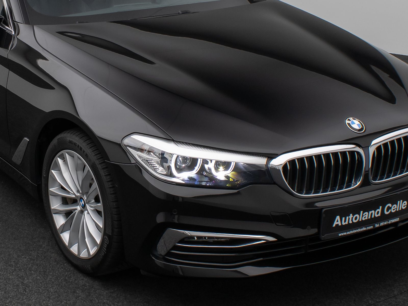 Fahrzeugabbildung BMW 530e iP Luxury Line Kamera HiFi Fernlichtassist