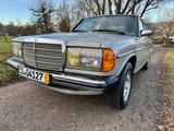 Mercedes-Benz 300 D W123 93.500km, H-Zulassung - Mercedes-Benz 300: 300d W123