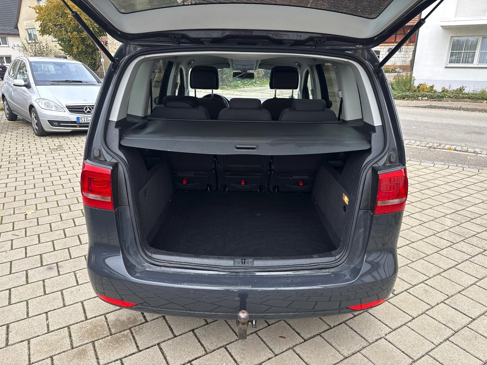 Volkswagen Touran 2015 — фото 15