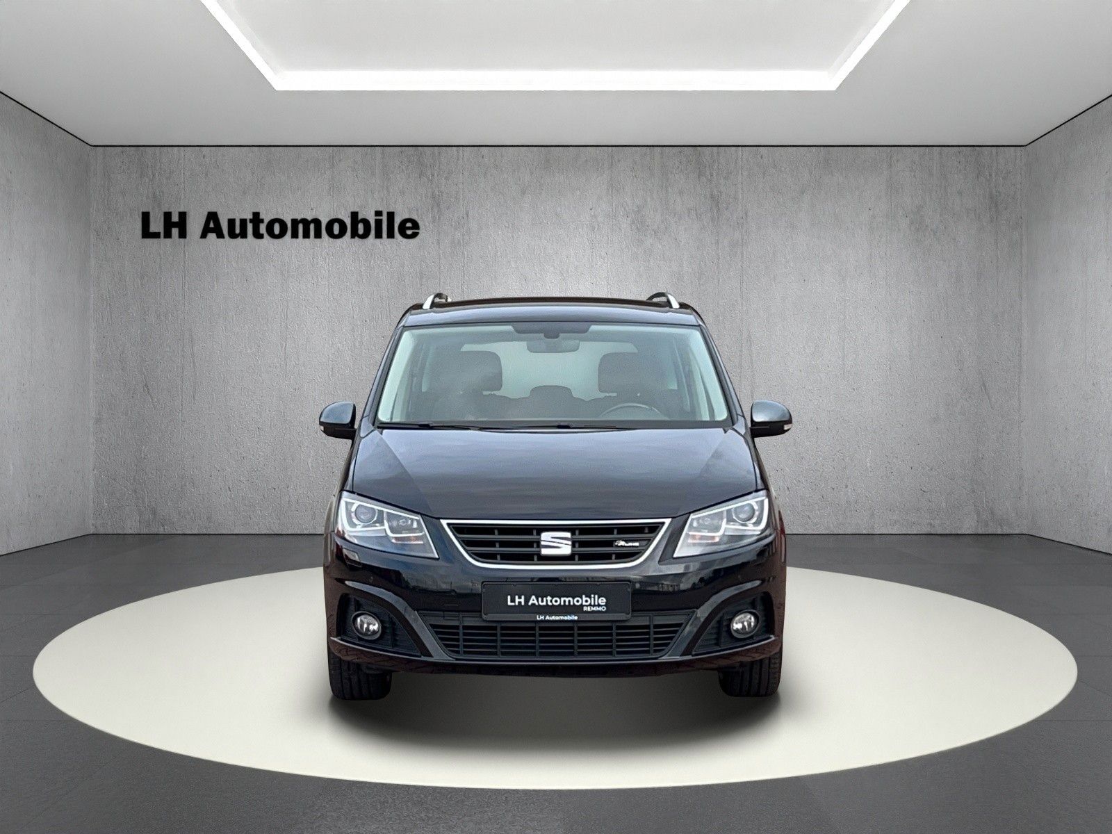 SEAT Alhambra FR-Line DSG Navi SHZ AHK LED 18Zoll Alu