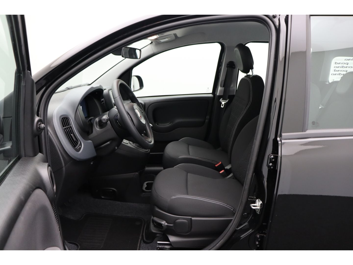 Fahrzeugabbildung Fiat Panda PANDINA ICON 1.0 HYBRID 48 KW (65 PS)