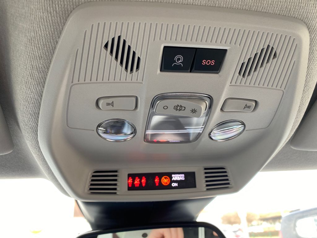 Fahrzeugabbildung Citroën C3 Turbo 100 MAX *Navi*Cam*LED*Klimaautomatik*