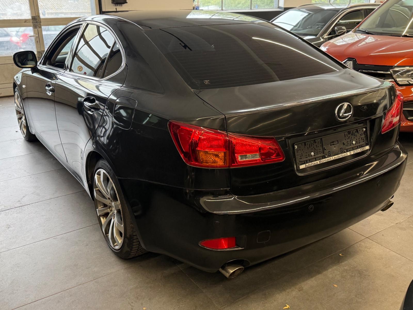 Lexus IS 250 2.5 208ch BVA - 2 ème main - Navi - Régulateur adaptatif - Pneus toutes saisons - Xénon