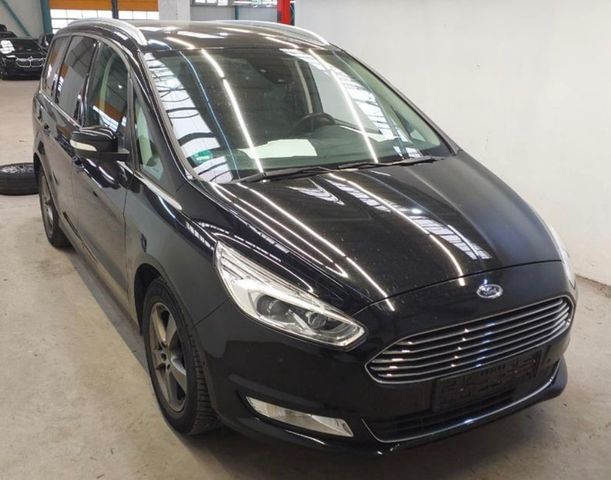 Ford Galaxy Titanium*7-SiTZE*KAMERA*AHK*ACC*MEMORY