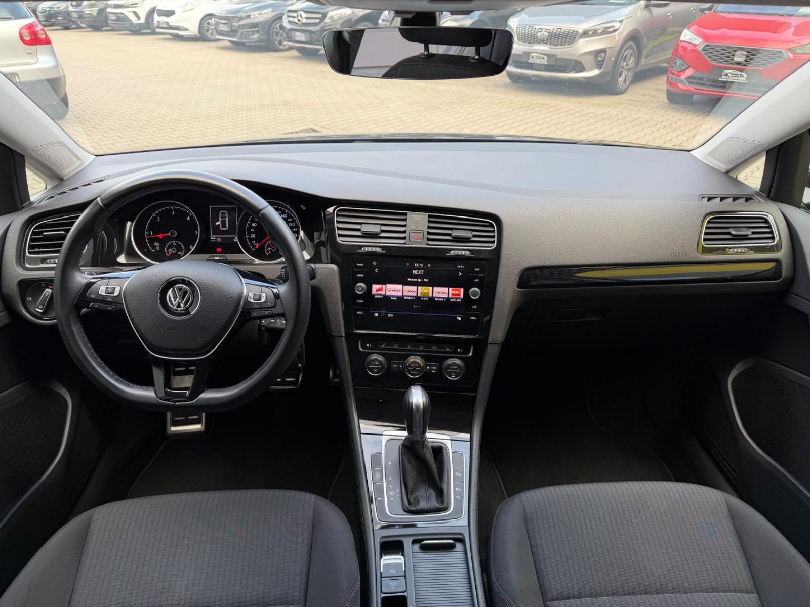 Volkswagen Golf VII Lim. Sound/ACC/AUTOMATIK/SHZ/NAVI/