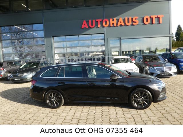 Skoda Octavia Combi First Edition 8 fach AHK  DSG