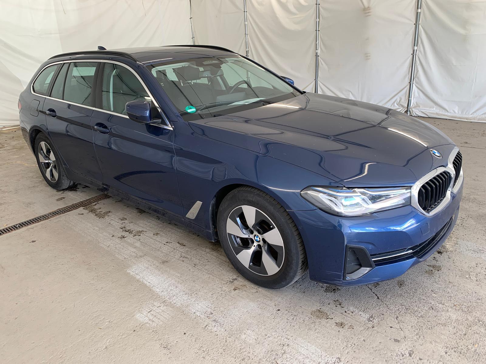 BMW 520 d T LASER/COCKP-PRO/ACC/LEDER/SITZKLIMA/HUD, миниатюра 2