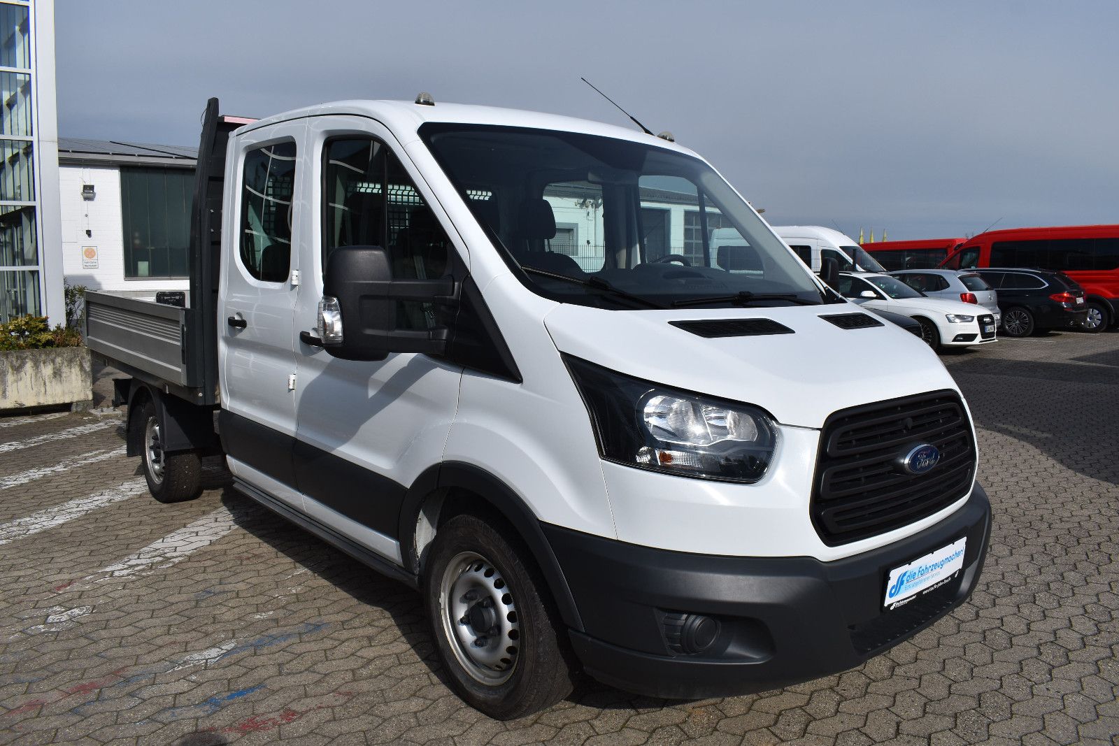 Fahrzeugabbildung Ford Transit Pritsche 310 L2 Doppelkabine*AHK, Klima*