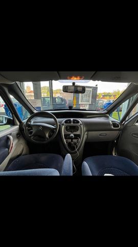 Citroën Citroen-xara-picasso-1.6.HDi.110.PS.5sitzer