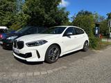 BMW M135i Xdrive LED WLan Navi Garantie/ Top  - BMW 135 mit Benzin-Antrieb: Automatik