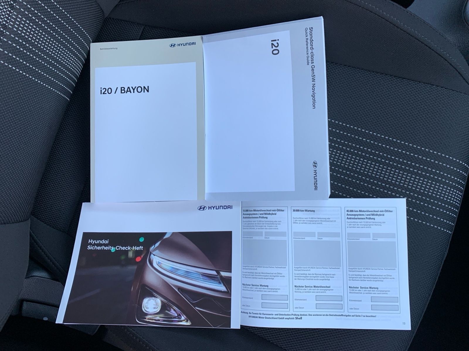 Fahrzeugabbildung Hyundai i20 1.2 Select Navi Kamera Allwetter